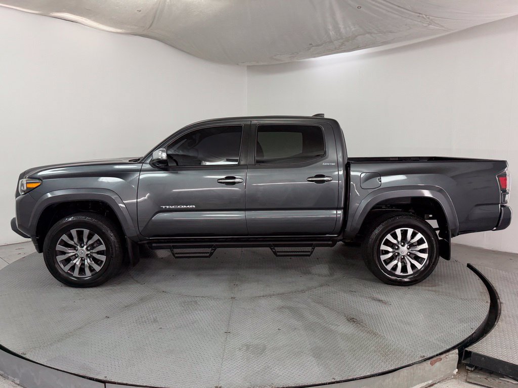 Used 2020 Toyota Tacoma Limited AWD/4WD image 4