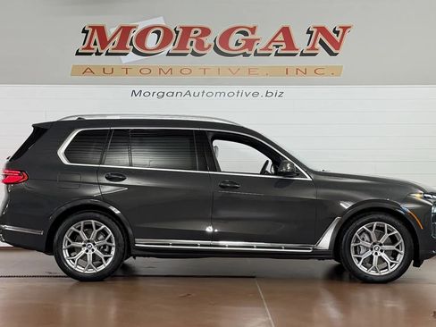 Used 2025 BMW X7 xDrive40i w/ Executive Package AWD/4WD image 2