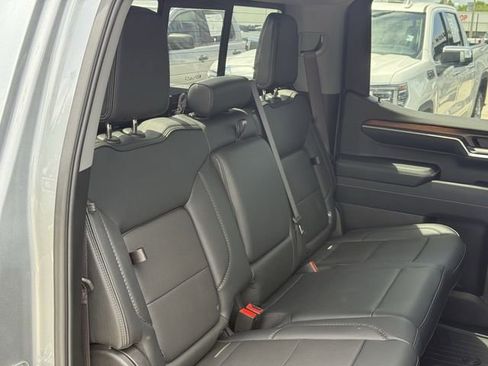 Used 2025 GMC Sierra 1500 Denali AWD/4WD image 31