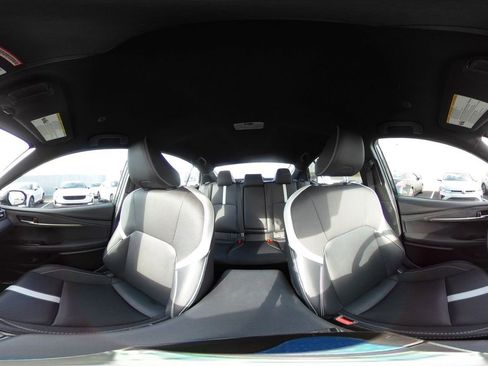 Used 2025 Toyota Camry SE image 42