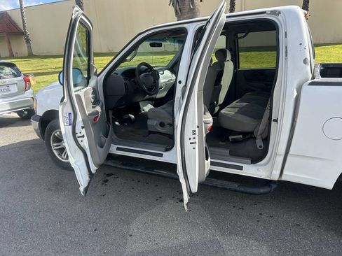 Used 2002 Ford F150 King Ranch image 5