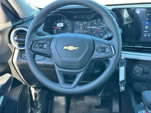 New 2026 Chevrolet Trax LS FWD image 6