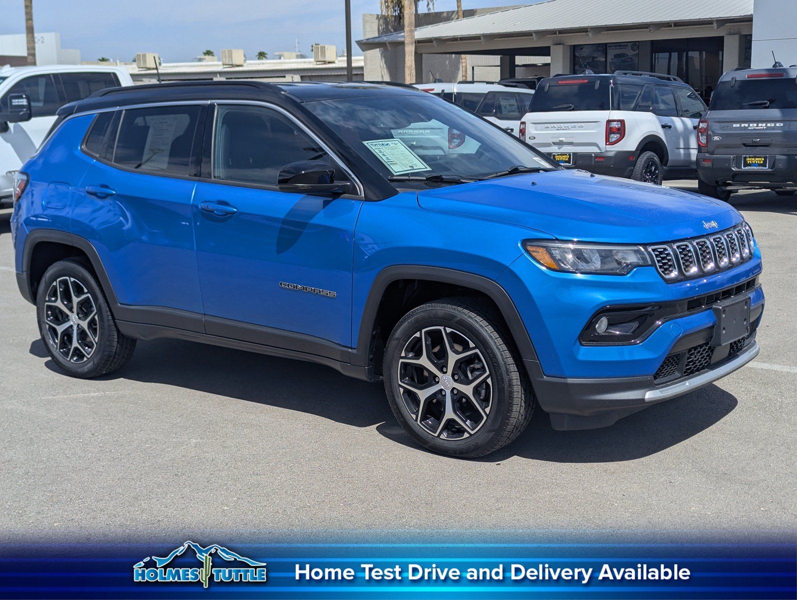 Used 2024 Jeep Compass Limited AWD/4WD image 1