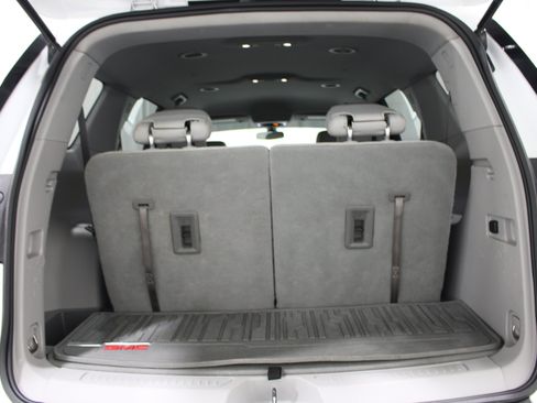 Used 2019 GMC Acadia SLE AWD/4WD image 23