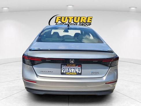 Used 2025 Honda Accord Sport image 4