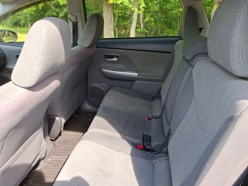 Used 2012 Toyota Prius V Three FWD image 5
