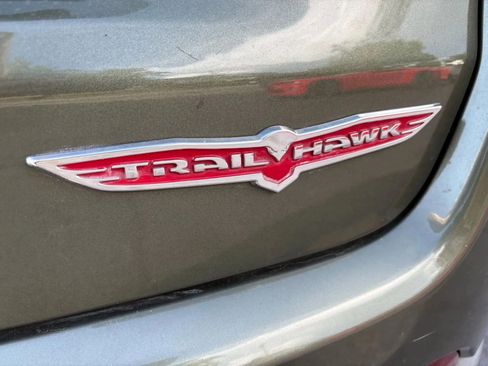 Used 2020 Jeep Compass Trailhawk image 29