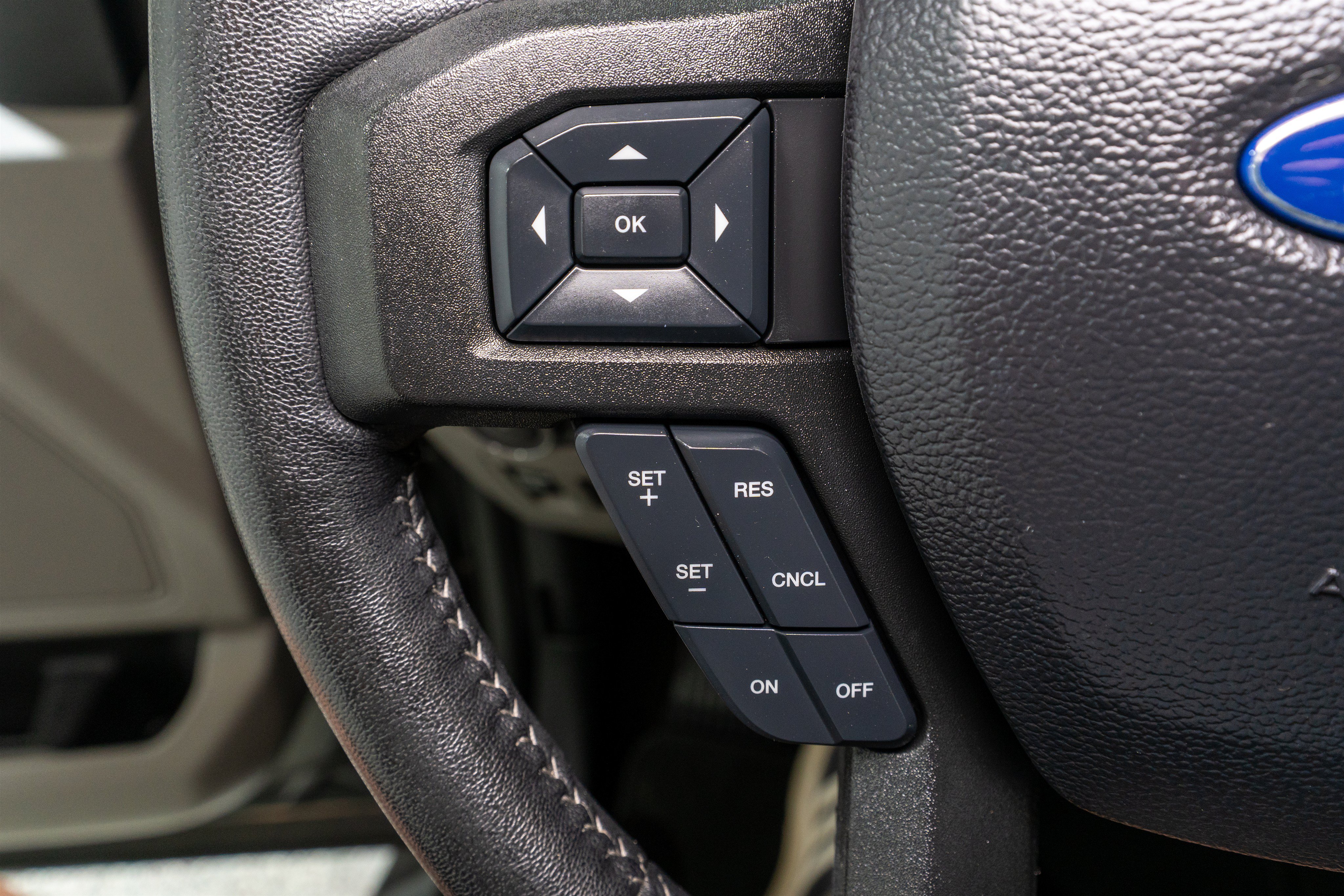 Used 2019 Ford F150 XLT w/ Equipment Group 302A Luxury AWD/4WD image 26
