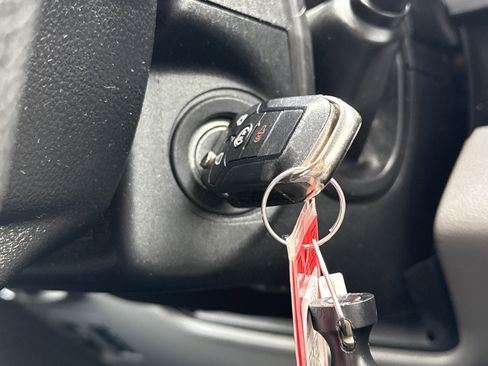 Used 2016 Ford F150 XLT w/ Equipment Group 302A Luxury image 32