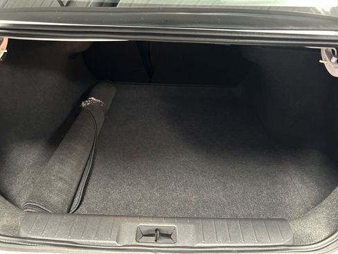 Used 2023 Nissan Sentra SR w/ SR Premium Package FWD image 23