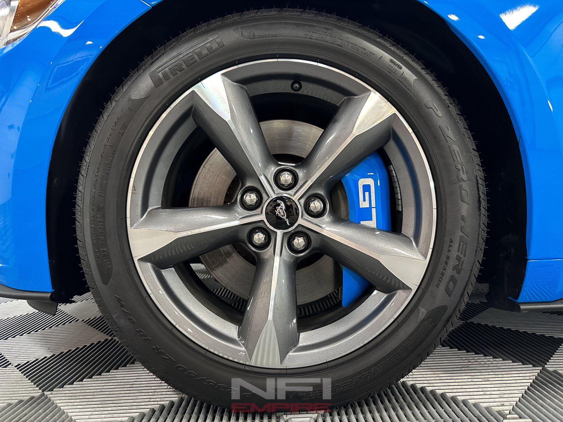 Used 2017 Ford Mustang GT RWD image 12