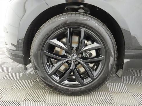 New 2026 Land Rover Range Rover Velar S image 30