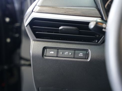 Used 2023 Nissan Altima 2.5 SV image 23