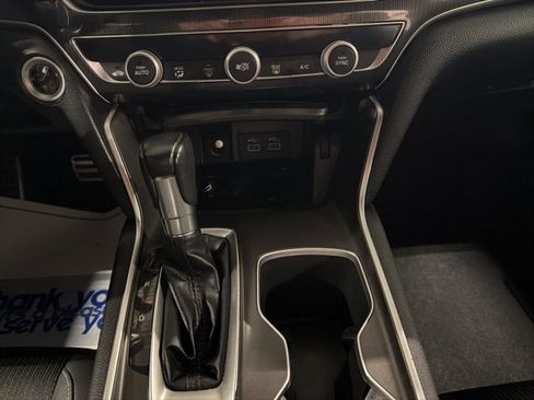 Used 2022 Honda Accord Sport image 17