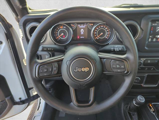 Used 2023 Jeep Wrangler Sport AWD/4WD image 11