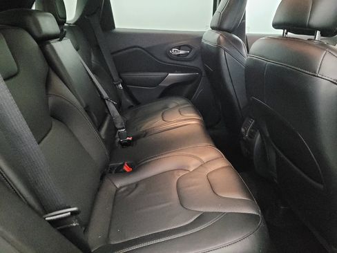Used 2022 Jeep Cherokee Latitude Lux AWD/4WD image 19