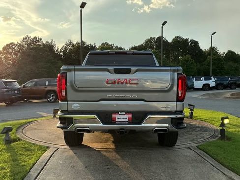 Used 2023 GMC Sierra 1500 SLT w/ SLT Convenience Package AWD/4WD image 6