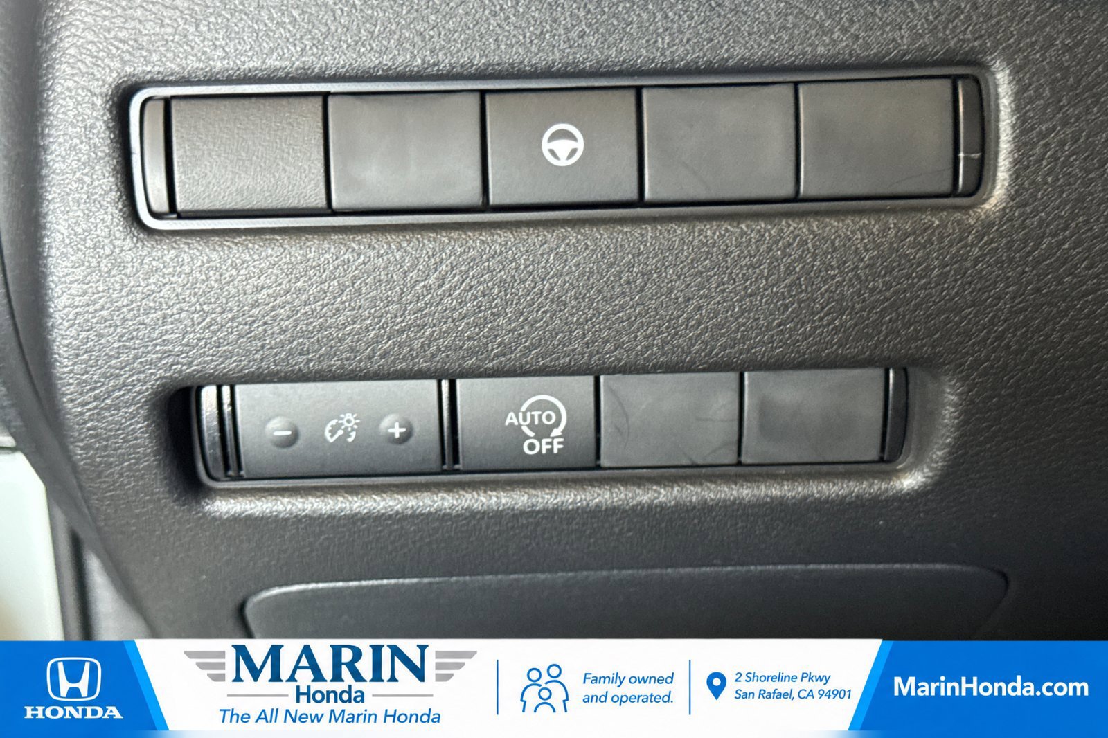 Used 2023 Nissan Rogue SV FWD image 31