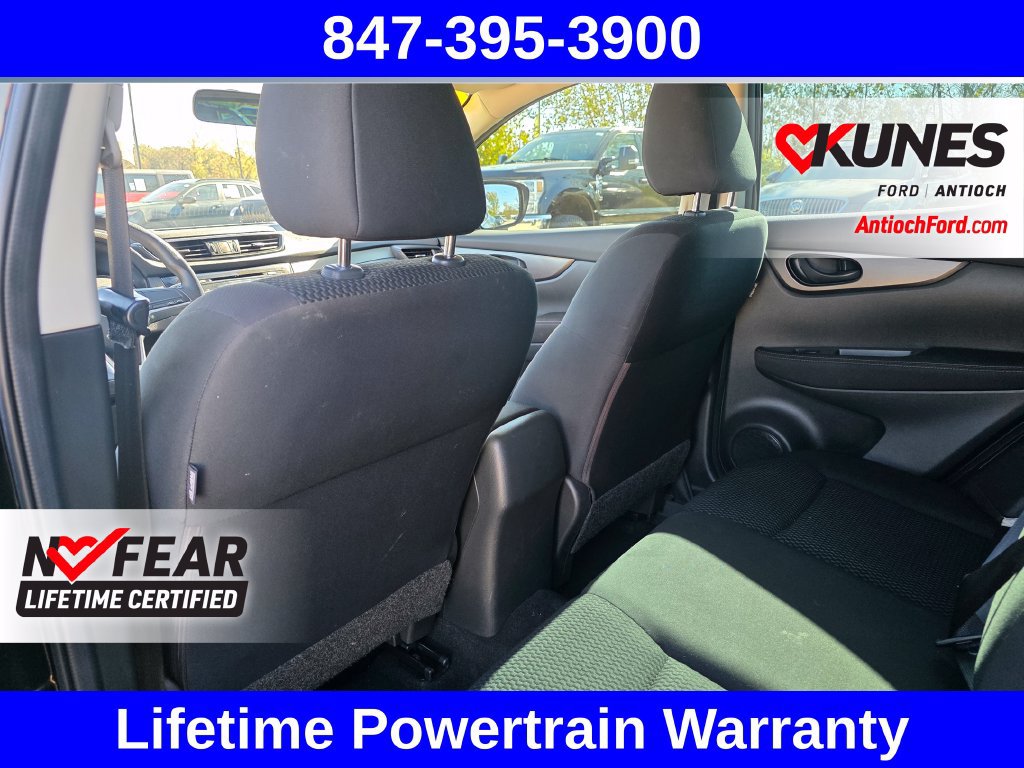 Used 2018 Nissan Rogue Sport FWD image 29