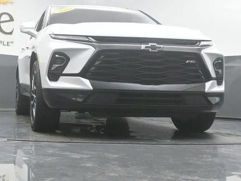 Used 2024 Chevrolet Blazer RS w/ Enhanced Convenience Package image 3
