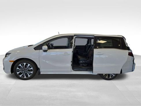 New 2026 Honda Odyssey Elite image 11
