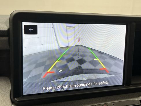 Certified 2023 Ford Maverick XLT image 5