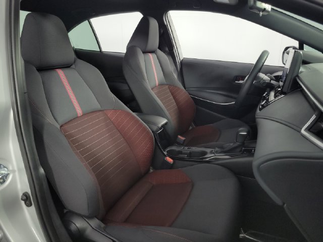 Used 2025 Toyota Corolla SE FWD image 15