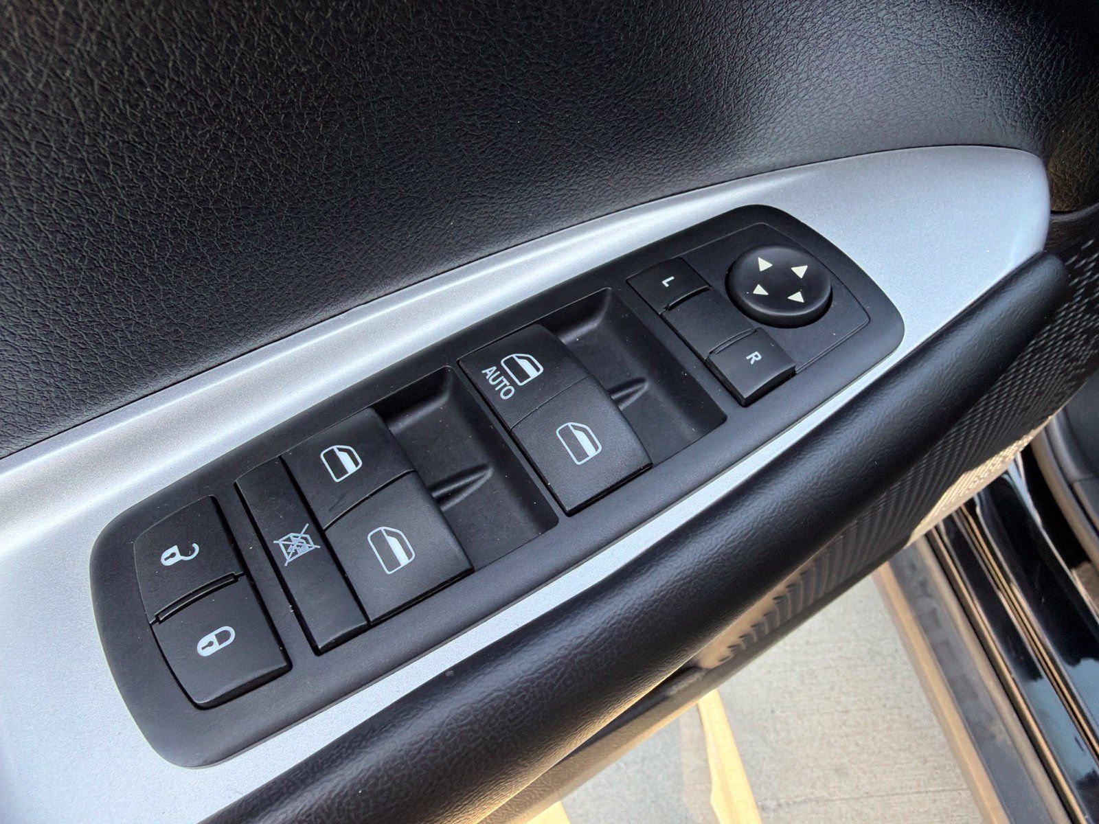 Used 2016 Dodge Journey SE w/ Flexible Seating Group FWD image 15