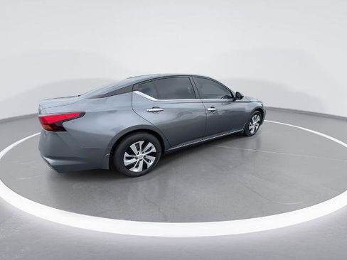 Certified 2023 Nissan Altima 2.5 S FWD image 8