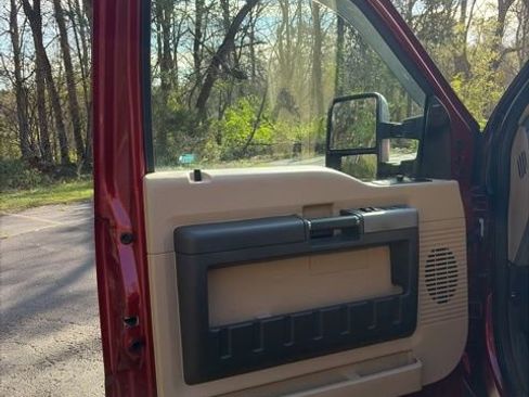 Used 2016 Ford F350 Lariat w/ Lariat Ultimate Package image 12