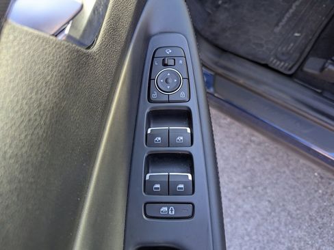 Used 2022 Hyundai Santa Fe Limited image 14