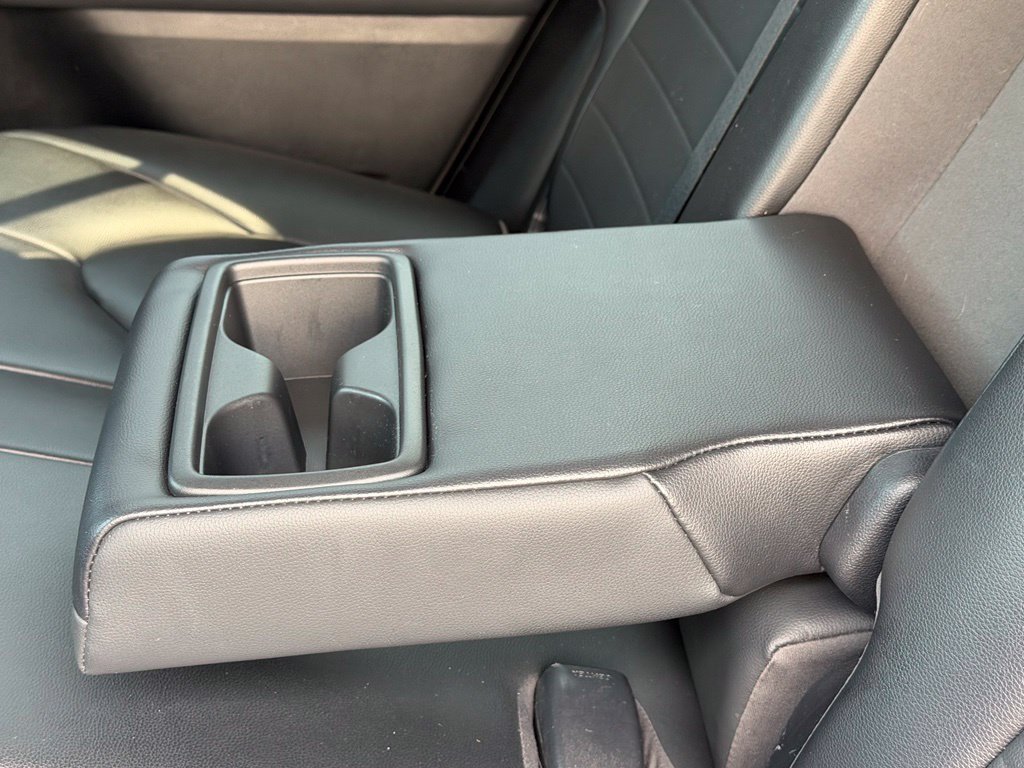 Used 2020 Toyota Highlander XLE AWD/4WD image 20