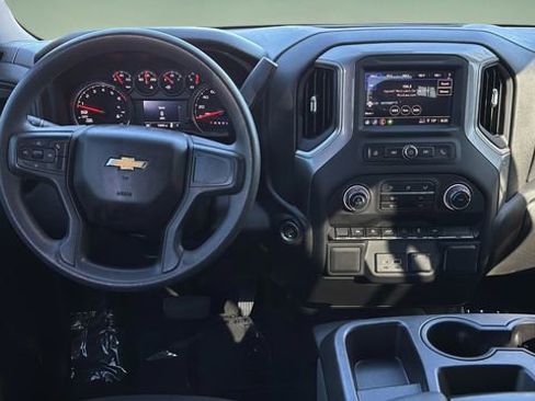 Used 2022 Chevrolet Silverado 1500 Custom RWD image 12