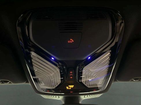 Used 2020 BMW 530i w/ Convenience Package image 62