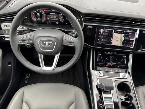 New 2025 Audi Q7 3.0T Premium Plus image 13