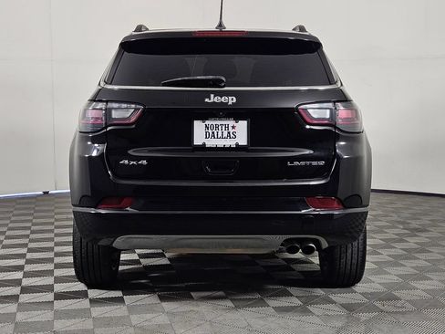 Used 2022 Jeep Compass Limited w/ Elite Group AWD/4WD image 3