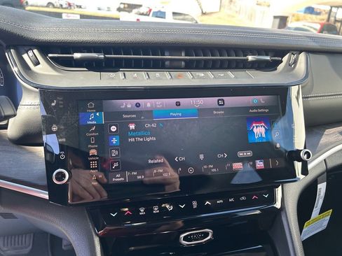 New 2026 Jeep Grand Cherokee Limited RWD image 9