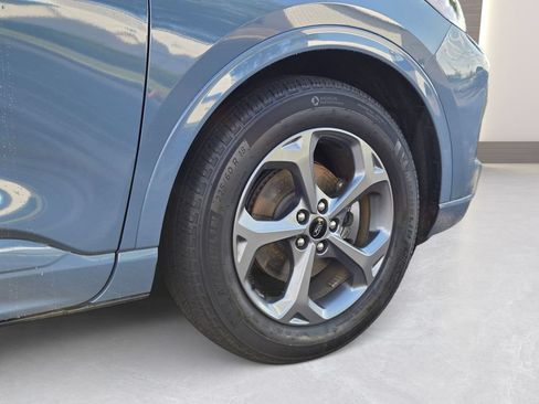 Used 2024 Ford Escape ST-Line w/ Equipment Group 301A FWD image 5