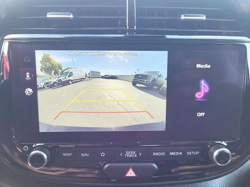 Used 2025 Kia Soul GT-Line FWD image 17
