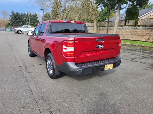 Certified 2025 Ford Maverick XLT w/ Equipment Group 301A image 3