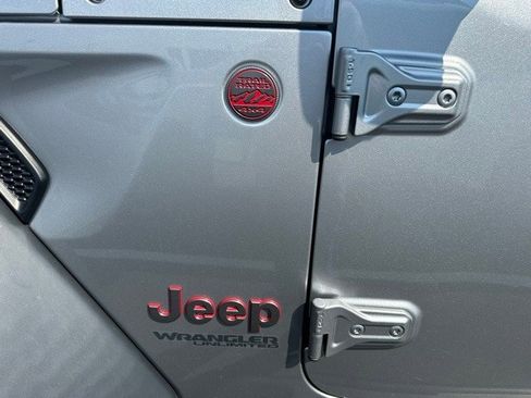 Used 2021 Jeep Wrangler Unlimited Rubicon image 29