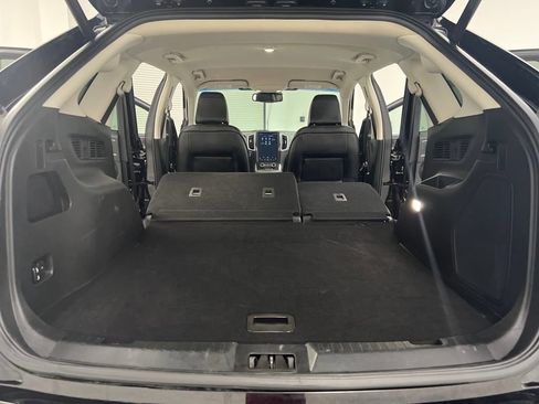 Used 2024 Ford Edge Titanium image 30