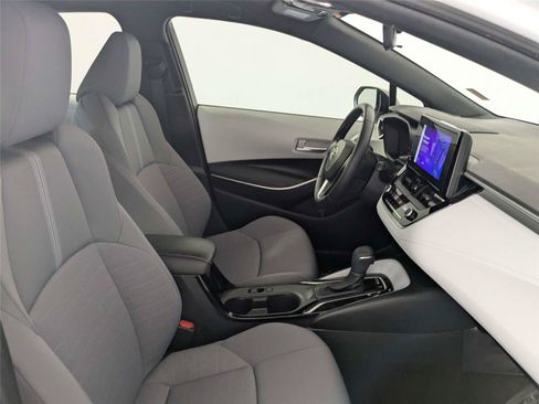 Certified 2024 Toyota Corolla SE FWD image 30