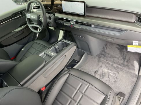 New 2026 Kia EV9 Land w/ Nightfall Edition Package image 11