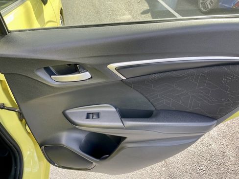 Used 2016 Honda Fit EX image 14