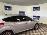 Used 2016 Ford Focus SE image 2