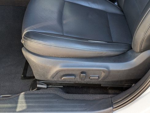 Used 2016 Subaru Outback 2.5i Limited image 12