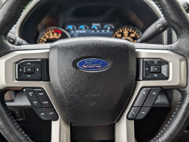 Used 2015 Ford F150 Lariat w/ Equipment Group 501A Mid AWD/4WD image 17