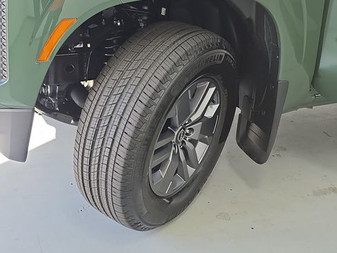 New 2026 Nissan Frontier SV w/ Tow Package image 31