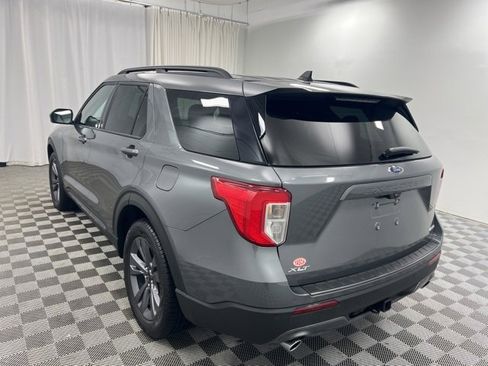 Used 2023 Ford Explorer XLT w/ Equipment Group 202A image 6